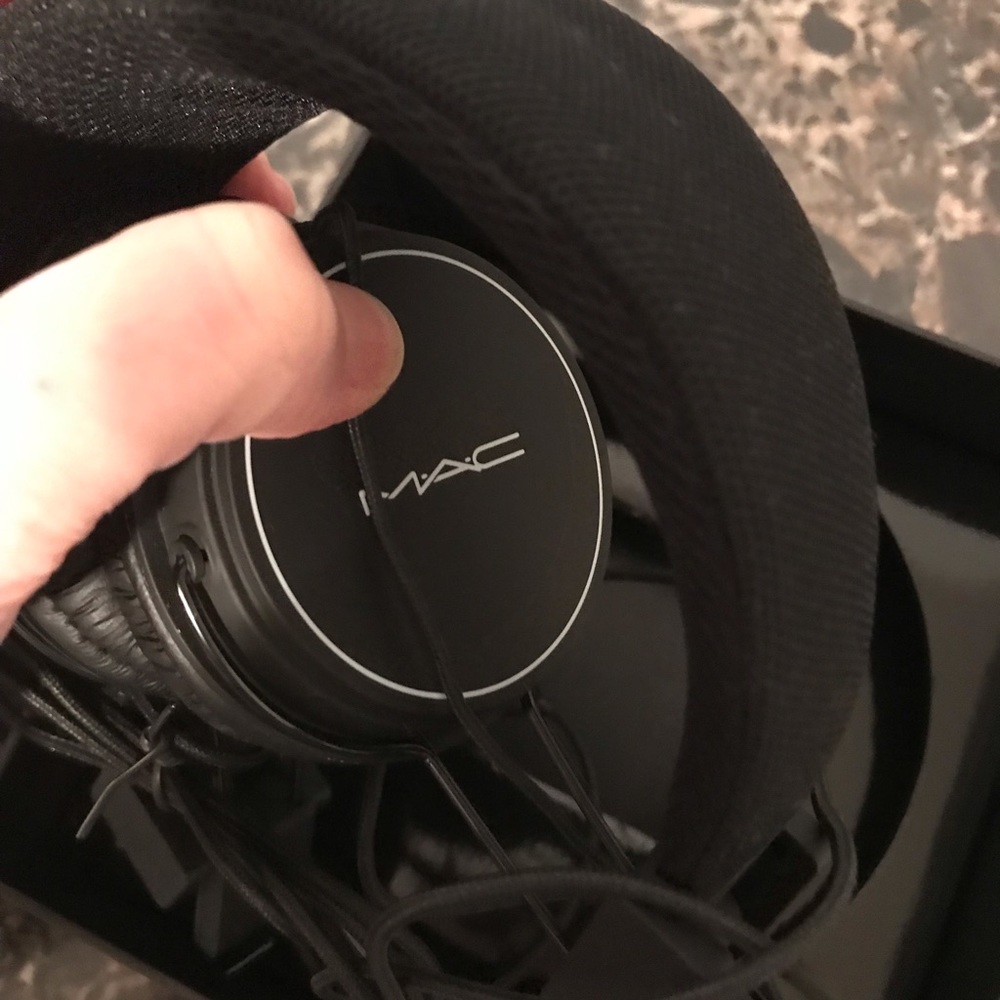 MAC Cosmetics rare Employee gift logo headphones